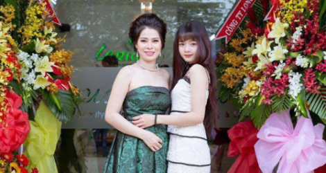 ‘Cô bé mót điều’ trở thành giám đốc của thương hiệu mỹ phẩm